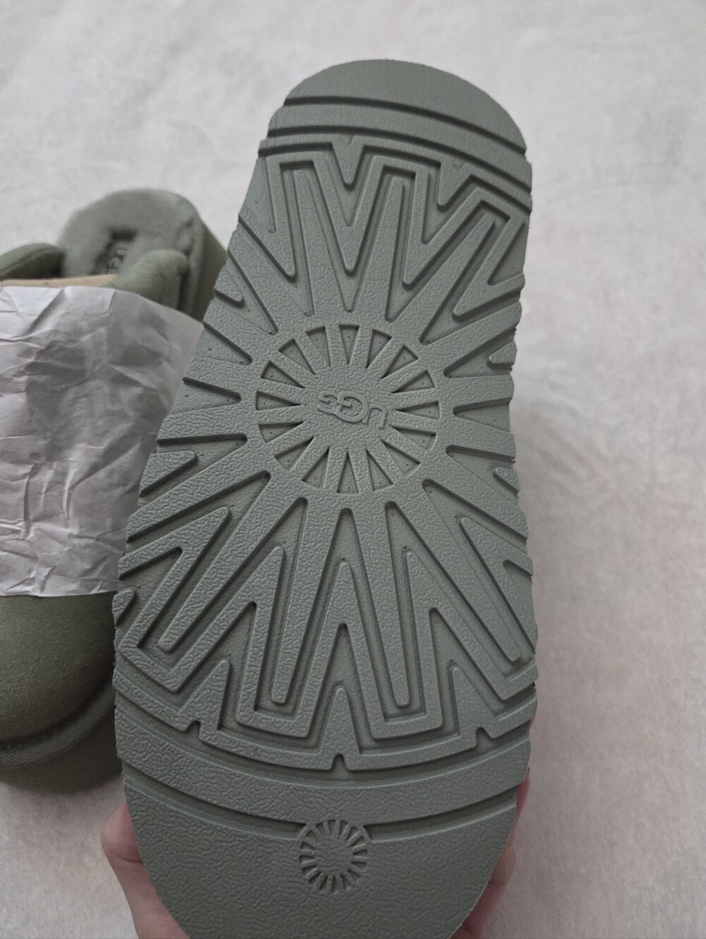 UGG Women's Sage Green Suede Platform Slippers Size 7 - Picture 9 of 11
